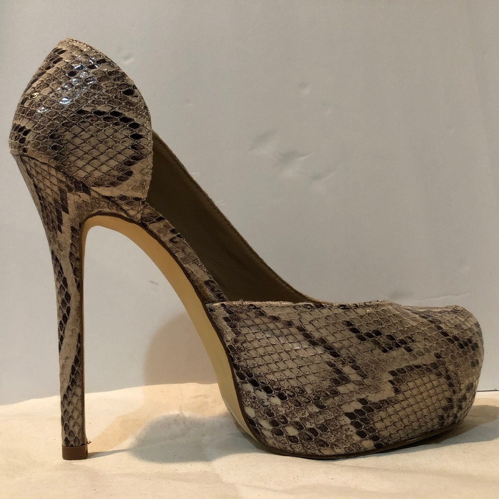 Steve Madden High Heels Size 8